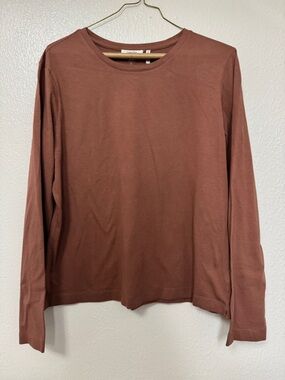 Tyler Boe Long Sleeve Crewneck Top in brown Mauve
